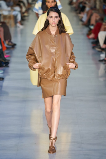 Fotoservizio/SS 2022/WOMEN/SFILATA/MAX MARA/DP2/7