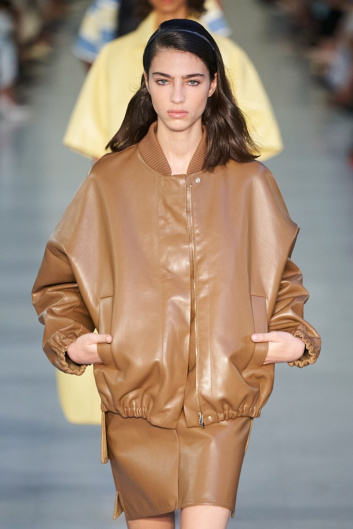 Fotoservizio/SS 2022/WOMEN/SFILATA/MAX MARA/DP2/8