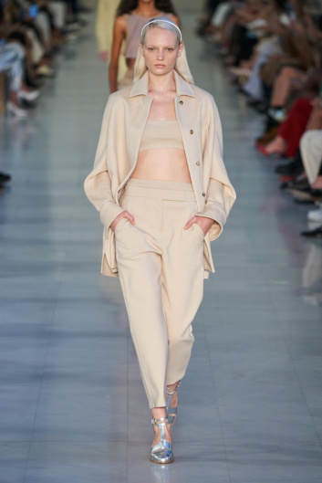 Fotoservizio/SS 2022/WOMEN/SFILATA/MAX MARA/DP2/3