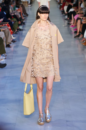 Fotoservizio/SS 2022/WOMEN/SFILATA/MAX MARA/DP2/37