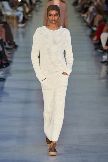 Fotoservizio/SS 2022/WOMEN/SFILATA/MAX MARA/DP2/31