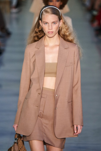 Fotoservizio/SS 2022/WOMEN/SFILATA/MAX MARA/DP2/34