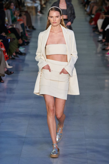 Fotoservizio/SS 2022/WOMEN/SFILATA/MAX MARA/DP2/45