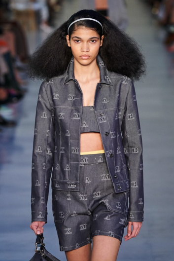 Fotoservizio/SS 2022/WOMEN/SFILATA/MAX MARA/DP2/50