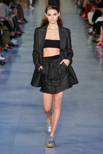 Fotoservizio/SS 2022/WOMEN/SFILATA/MAX MARA/DP2/61