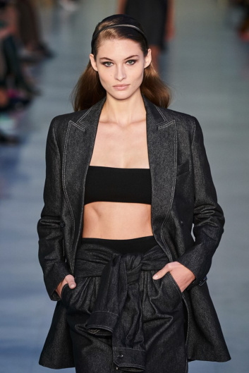 Fotoservizio/SS 2022/WOMEN/SFILATA/MAX MARA/DP2/62