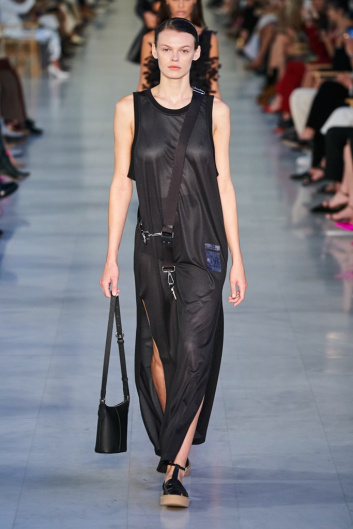 Fotoservizio/SS 2022/WOMEN/SFILATA/MAX MARA/DP2/75