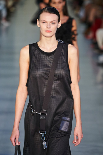 Fotoservizio/SS 2022/WOMEN/SFILATA/MAX MARA/DP2/76