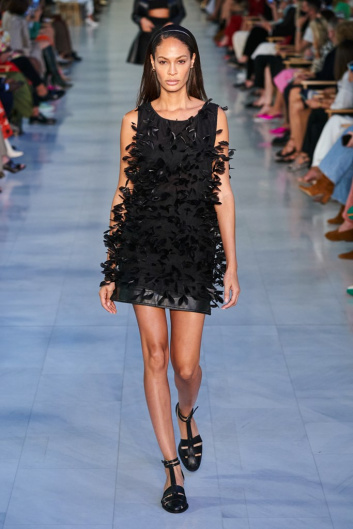 Fotoservizio/SS 2022/WOMEN/SFILATA/MAX MARA/DP2/77