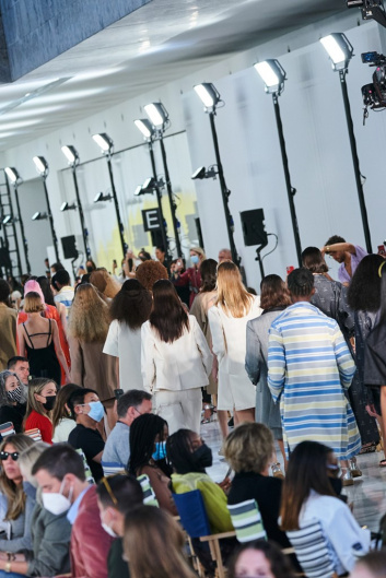 Fotoservizio/SS 2022/WOMEN/SFILATA/MAX MARA/DP2/86