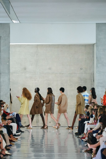 Fotoservizio/SS 2022/WOMEN/SFILATA/MAX MARA/DP2/87