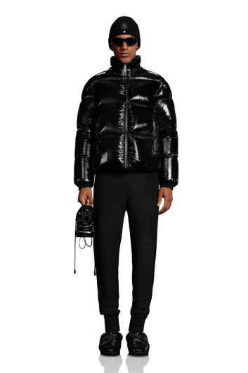 Fotoservizio/SS 2022/WOMEN/SFILATA/MONCLER/DP2/1