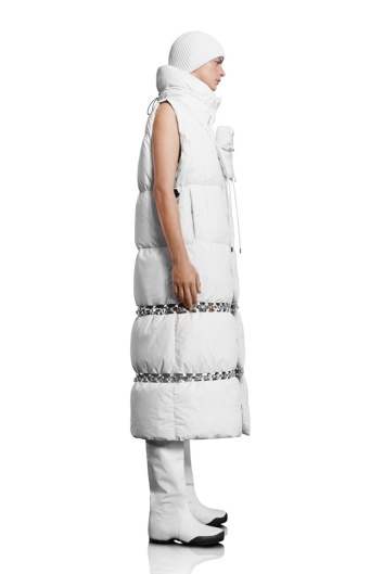 Fotoservizio/SS 2022/WOMEN/SFILATA/MONCLER/DP2/7