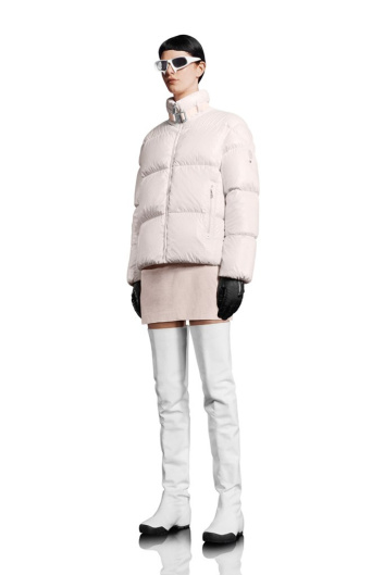 Fotoservizio/SS 2022/WOMEN/SFILATA/MONCLER/DP2/23