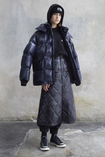 Fotoservizio/SS 2022/WOMEN/SFILATA/MONCLER/DP2/30