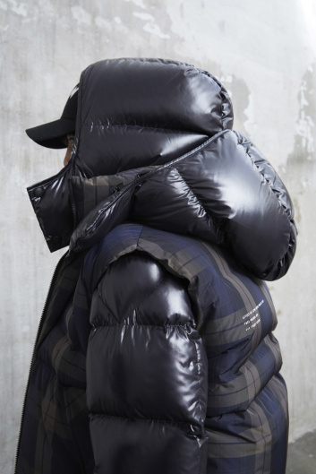 Fotoservizio/SS 2022/WOMEN/SFILATA/MONCLER/DP2/32