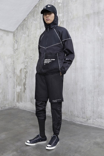 Fotoservizio/SS 2022/WOMEN/SFILATA/MONCLER/DP2/38