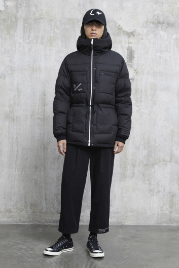 Fotoservizio/SS 2022/WOMEN/SFILATA/MONCLER/DP2/44