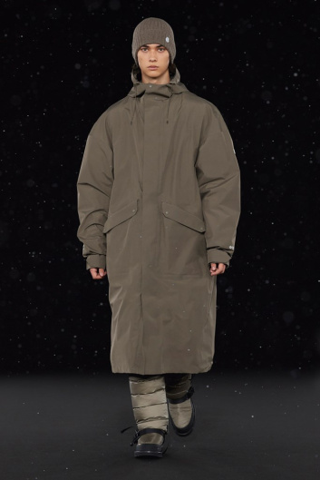 Fotoservizio/SS 2022/WOMEN/SFILATA/MONCLER/DP2/62