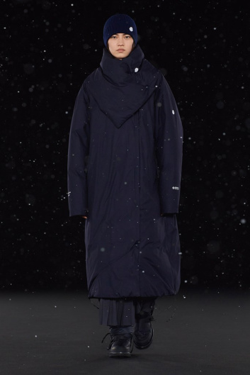 Fotoservizio/SS 2022/WOMEN/SFILATA/MONCLER/DP2/66