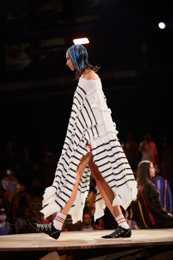 Fotoservizio/SS 2022/WOMEN/SFILATA/MARNI/DP2/10