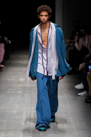 Fotoservizio/FW 22-23/MEN/SFILATA/FEDERICO CINA/DP2/17