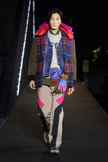 Fotoservizio/FW 22-23/MEN/SFILATA/DSQUARED2/DP2/33