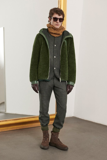 Fotoservizio/FW 22-23/MEN/PRESENTAZIONE/TOD'S/DP2/4