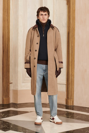 Fotoservizio/FW 22-23/MEN/PRESENTAZIONE/TOD'S/DP2/16