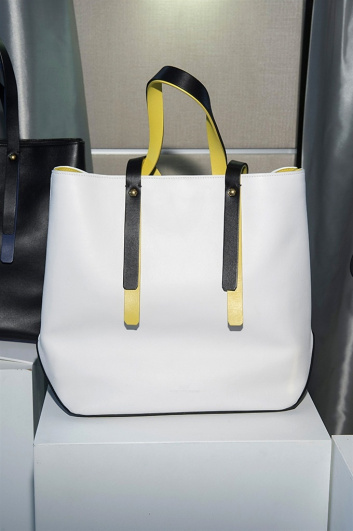 Fotoservizio/SS 2016/WOMEN/DESA NINETEENSEVENTYTWO/DP2/1