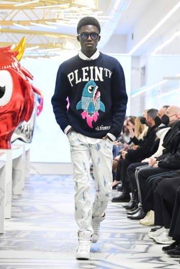 Fotoservizio/FW 22-23/MEN/SFILATA/PHILIPP PLEIN/DP2/18