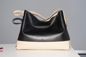 Fotoservizio/SS 2016/WOMEN/DESA NINETEENSEVENTYTWO/DP2/10