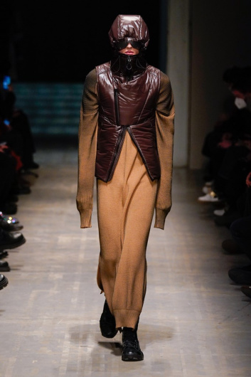 Fotoservizio/FW 22-23/MEN/SFILATA/JUSTIN GALL/DP2/1