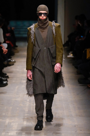 Fotoservizio/FW 22-23/MEN/SFILATA/JUSTIN GALL/DP2/10