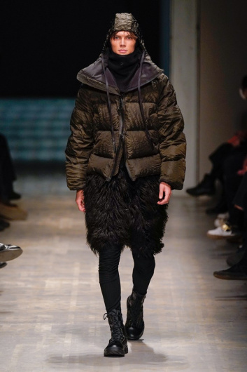Fotoservizio/FW 22-23/MEN/SFILATA/JUSTIN GALL/DP2/1