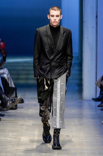 Fotoservizio/FW 22-23/MEN/SFILATA/MIGUEL VIEIRA/DP2/15