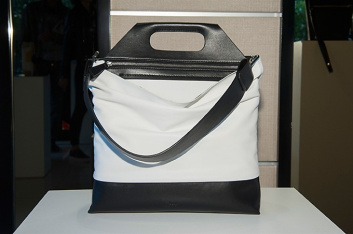 Fotoservizio/SS 2016/WOMEN/DESA NINETEENSEVENTYTWO/DP2/44