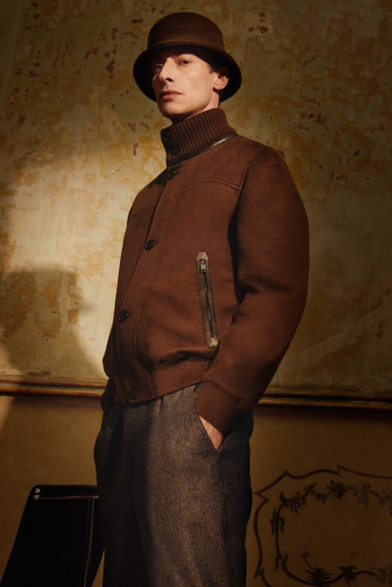 Fotoservizio/FW 22-23/MEN/PRESENTAZIONE/BRIONI/DP2/16