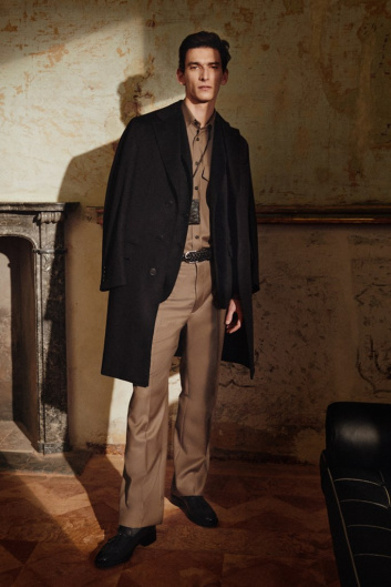 Fotoservizio/FW 22-23/MEN/PRESENTAZIONE/BRIONI/DP2/23