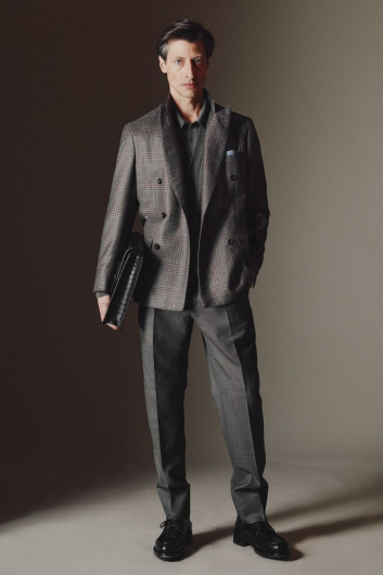 Fotoservizio/FW 22-23/MEN/PRESENTAZIONE/BRIONI/DP2/24