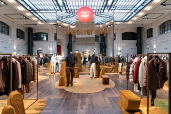 Fotoservizio/FW 22-23/MEN/PRESENTAZIONE/KITON/DP2/0