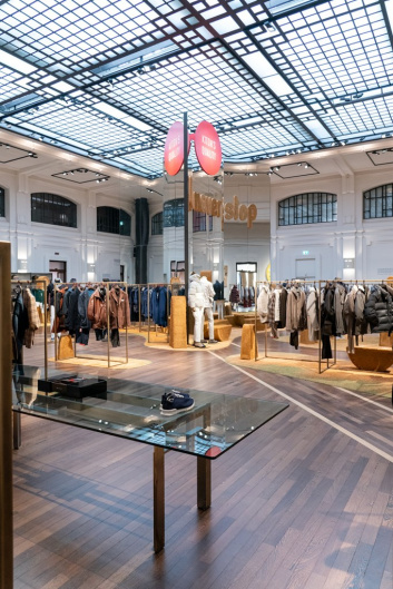 Fotoservizio/FW 22-23/MEN/PRESENTAZIONE/KITON/DP2/11