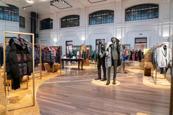 Fotoservizio/FW 22-23/MEN/PRESENTAZIONE/KITON/DP2/27