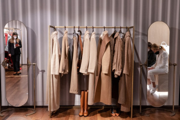 Fotoservizio/FW 22-23/MEN/PRESENTAZIONE/KITON/DP2/41