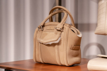Fotoservizio/FW 22-23/MEN/PRESENTAZIONE/KITON/DP2/102