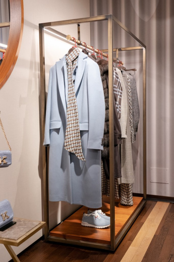Fotoservizio/FW 22-23/MEN/PRESENTAZIONE/KITON/DP2/100