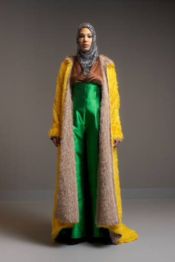 Fotoservizio/FW 22-23/WOMEN/SFILATA/WE ARE MADE IN ITALY (BLACK LIVES MATTER IN ITALIAN FASHION - COLLECTIVE)/DP2/0