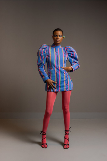 Fotoservizio/FW 22-23/WOMEN/SFILATA/WE ARE MADE IN ITALY (BLACK LIVES MATTER IN ITALIAN FASHION - COLLECTIVE)/DP2/12
