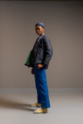 Fotoservizio/FW 22-23/WOMEN/SFILATA/WE ARE MADE IN ITALY (BLACK LIVES MATTER IN ITALIAN FASHION - COLLECTIVE)/DP2/23