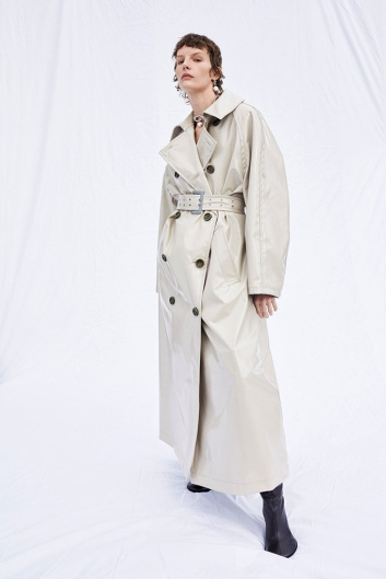 Fotoservizio/FW 22-23/WOMEN/PRESENTAZIONE/KRIZIA/DP2/18